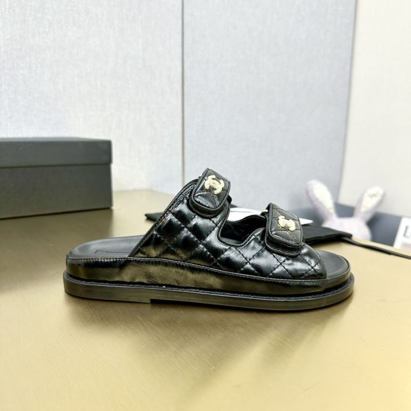 Ch*el slippers